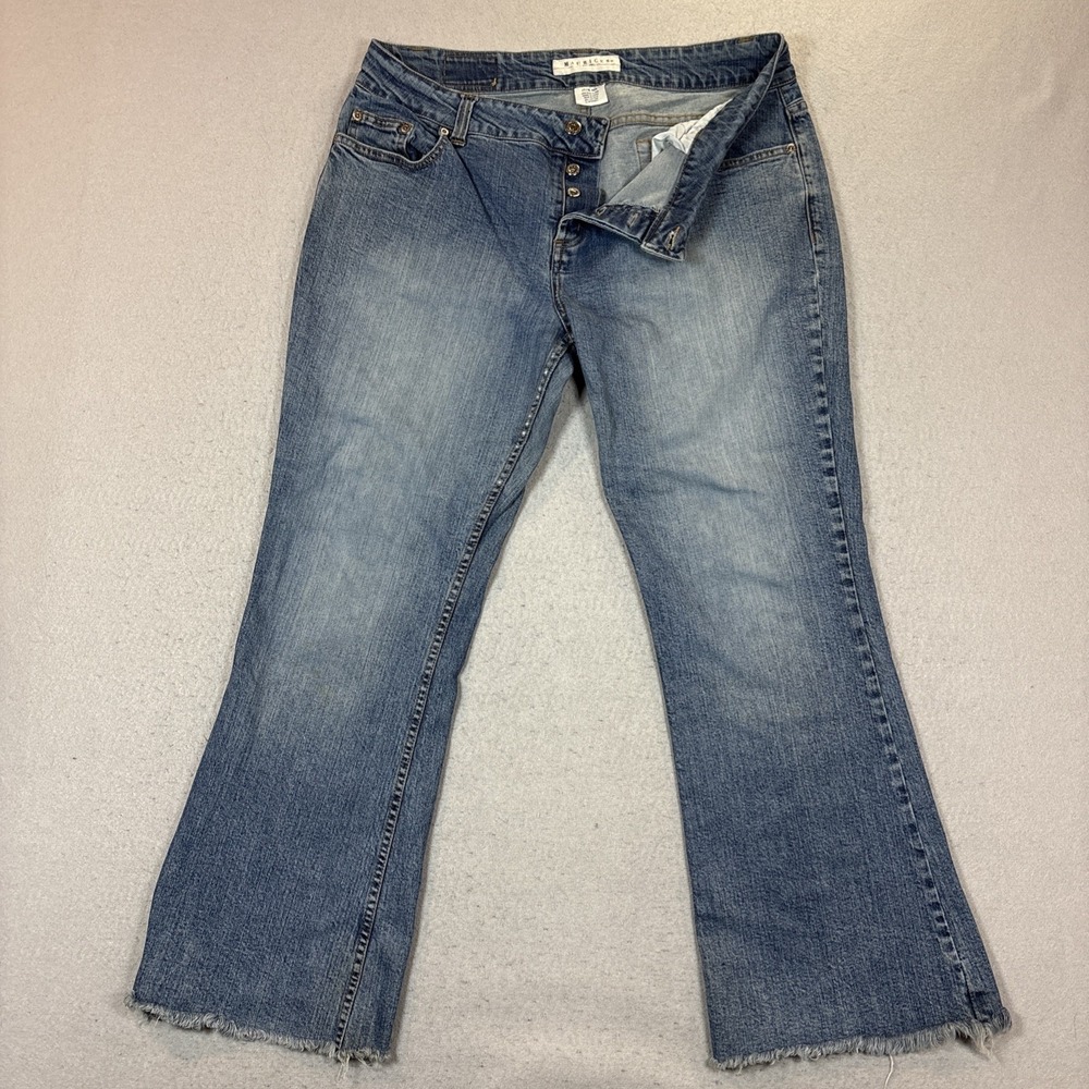 Maurices Jeans Sz 17/18 Bootcut Mid-Rise Med Blue‎ Wash Denim Raw Hem Y2K